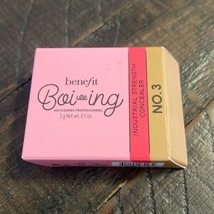 NWT New In Box Benefit Industrial Strength Concealer No. 3 Makeup